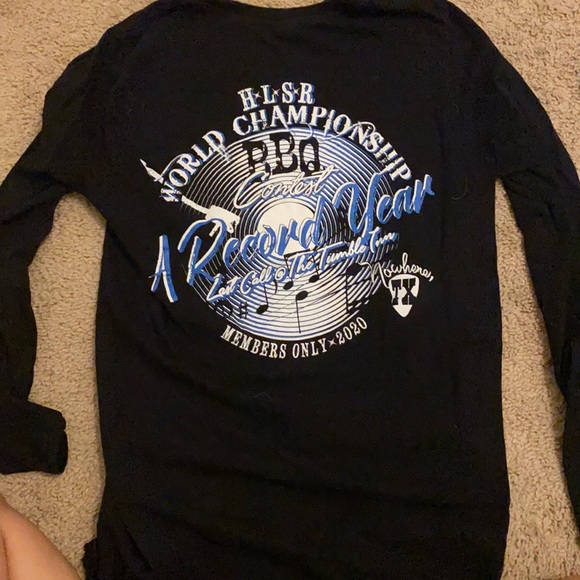 Size small - Picture 2 of 2